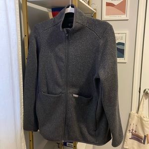 Figs women’s fleece on-shift jacket. Size large